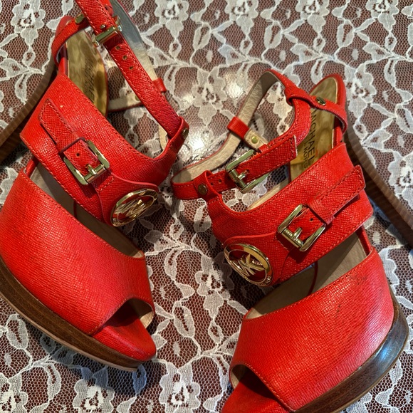 Michael Kors heels - Picture 6 of 13